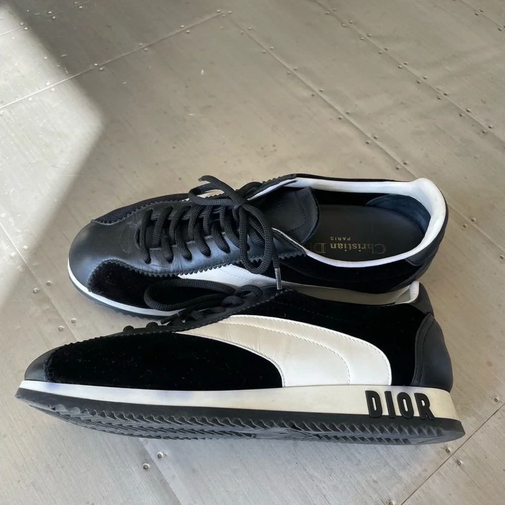 christian Dior black velour white logo sneakers trainers flats sz 38